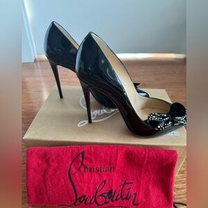 Christian Louboutin Black Patent Leather Madame Menule Pumps Size 37.5